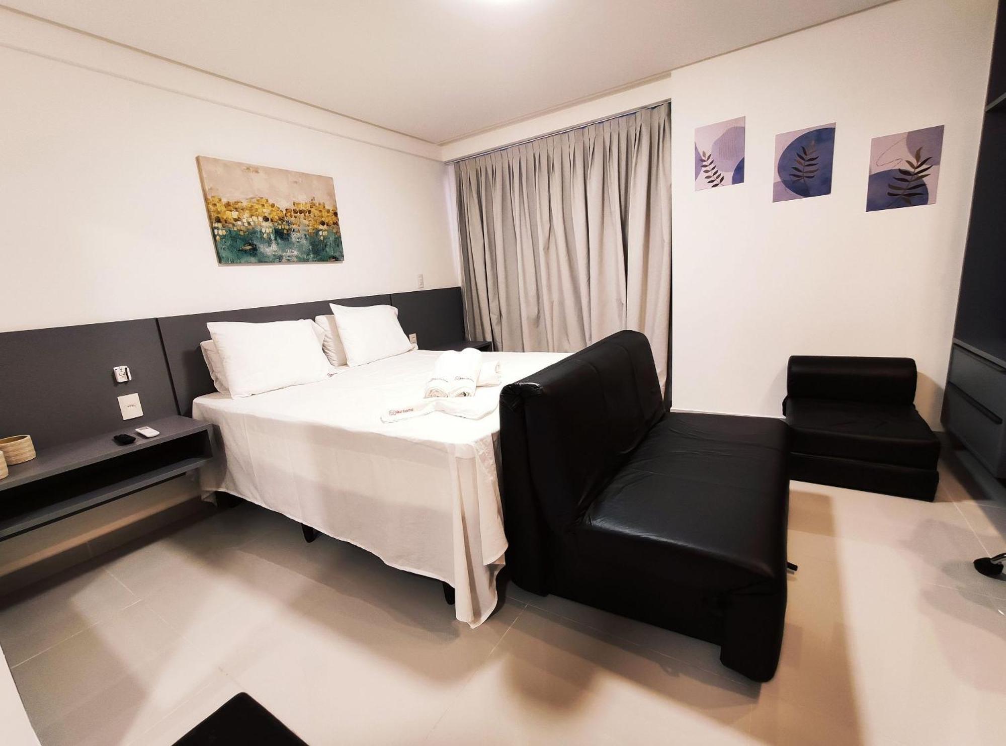 Apartment One Way *