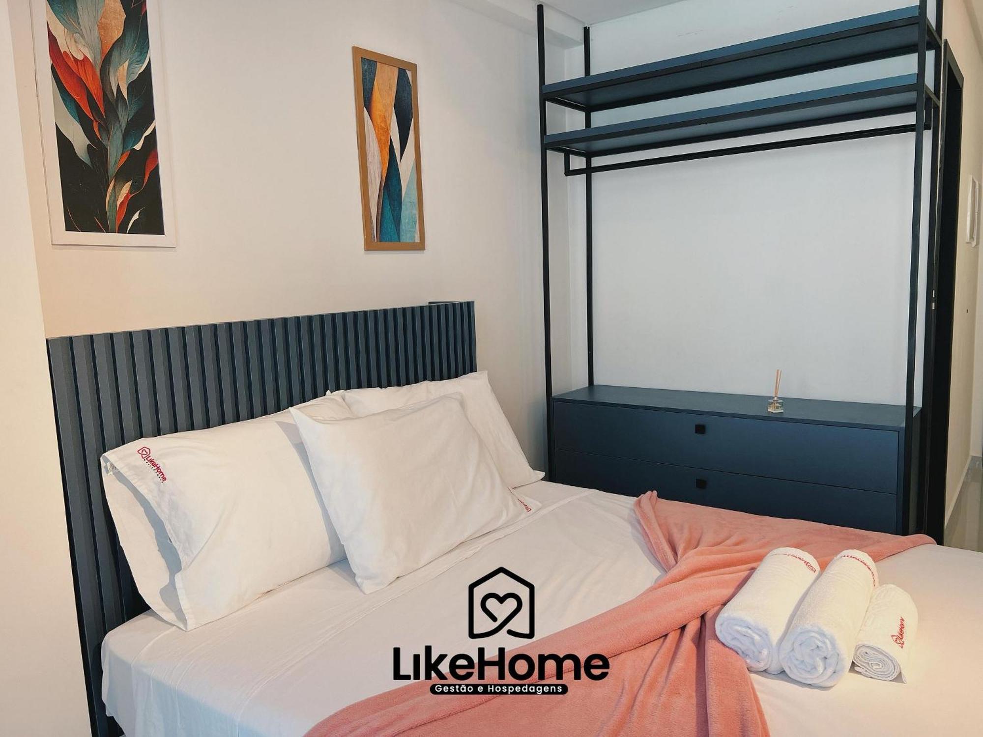 Apartment One Way *